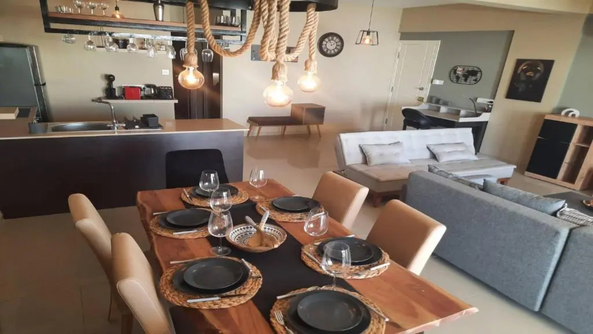 Paramount Gardens Resorts C201