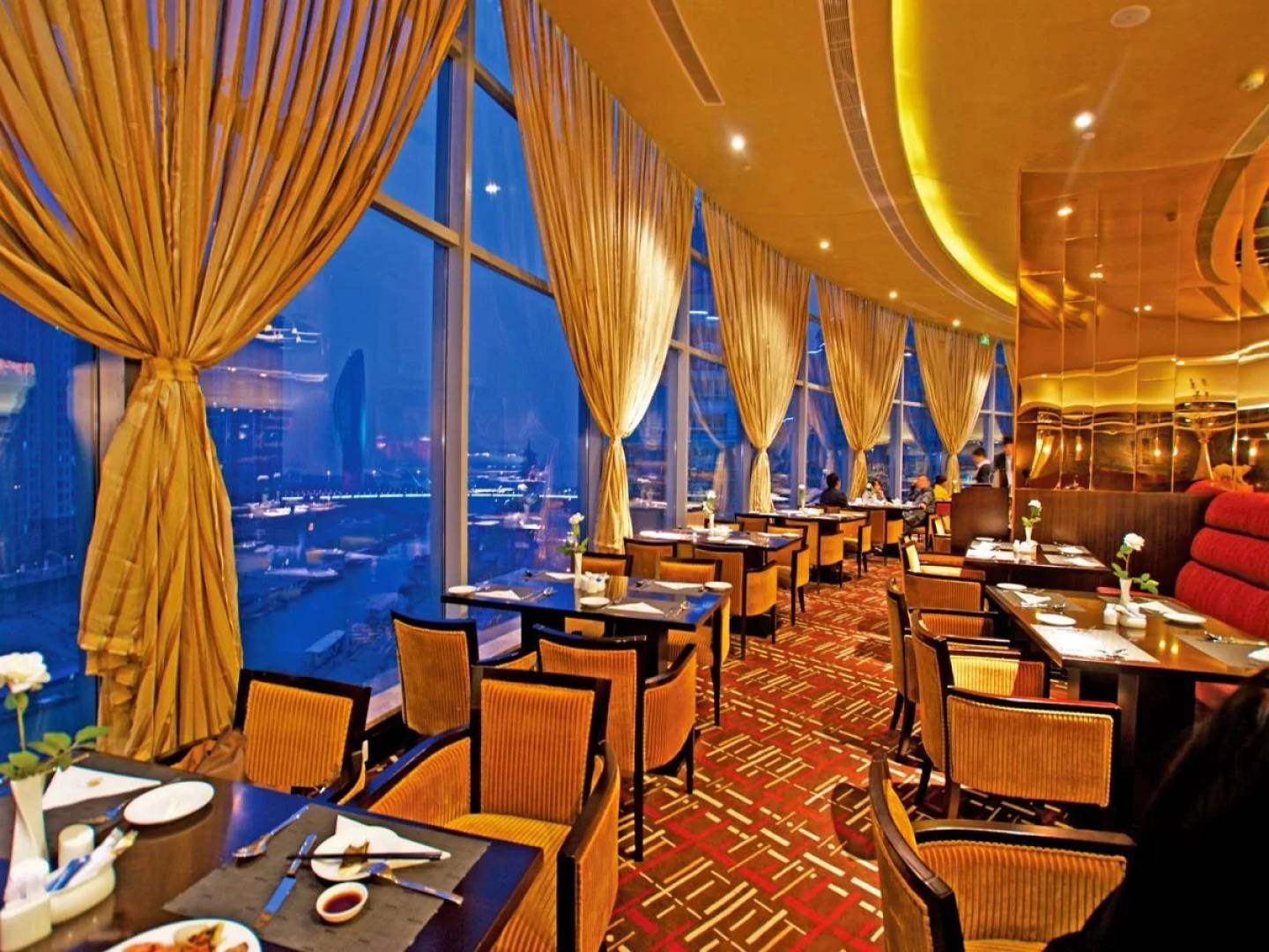 Cenbest Jinling Grand Hotel