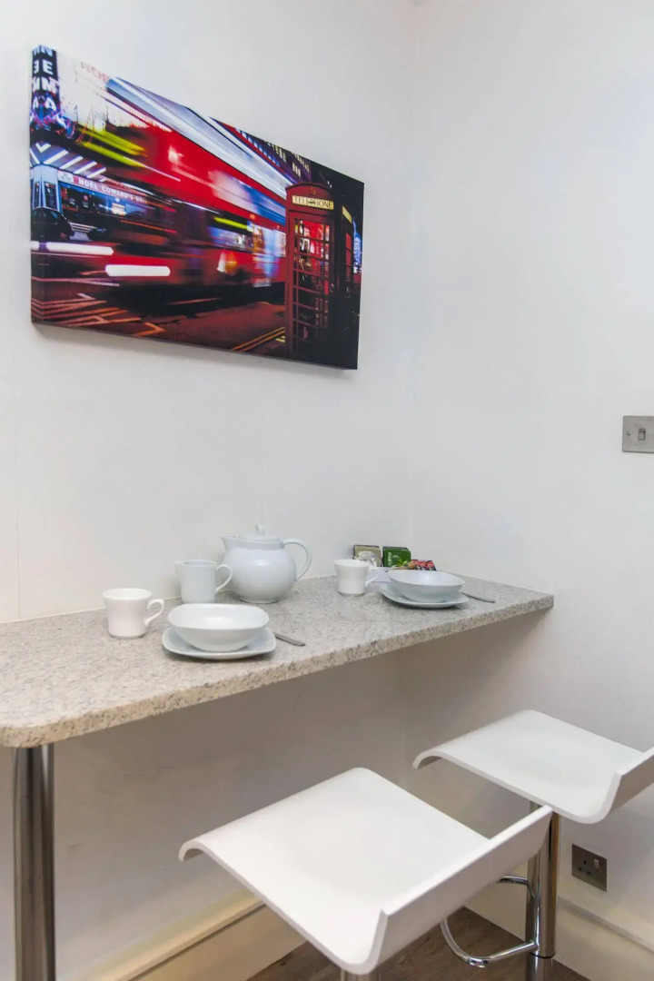 Club Living - Liverpool Street Apartments