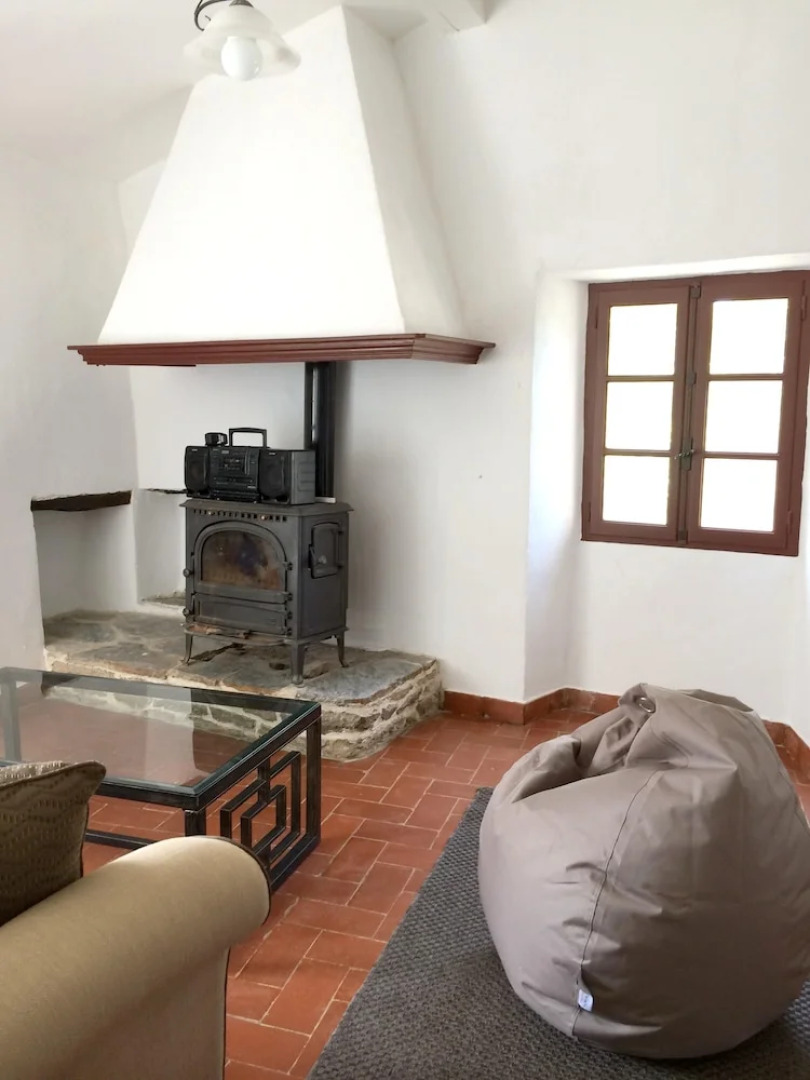 Apartment With 2 Bedrooms in Montauriol, With Pool Access, Furnished G