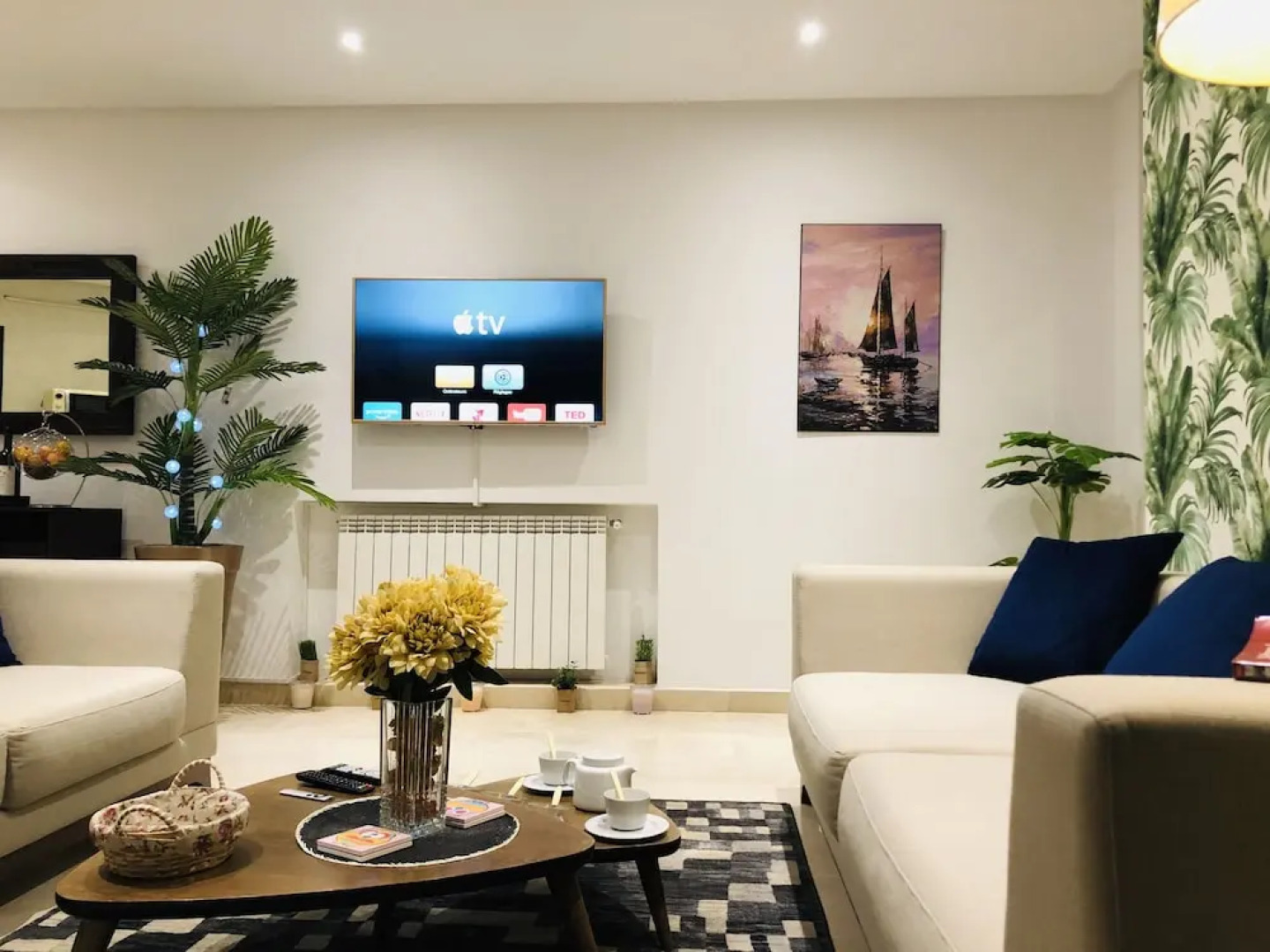 Business & View & jacuzzi