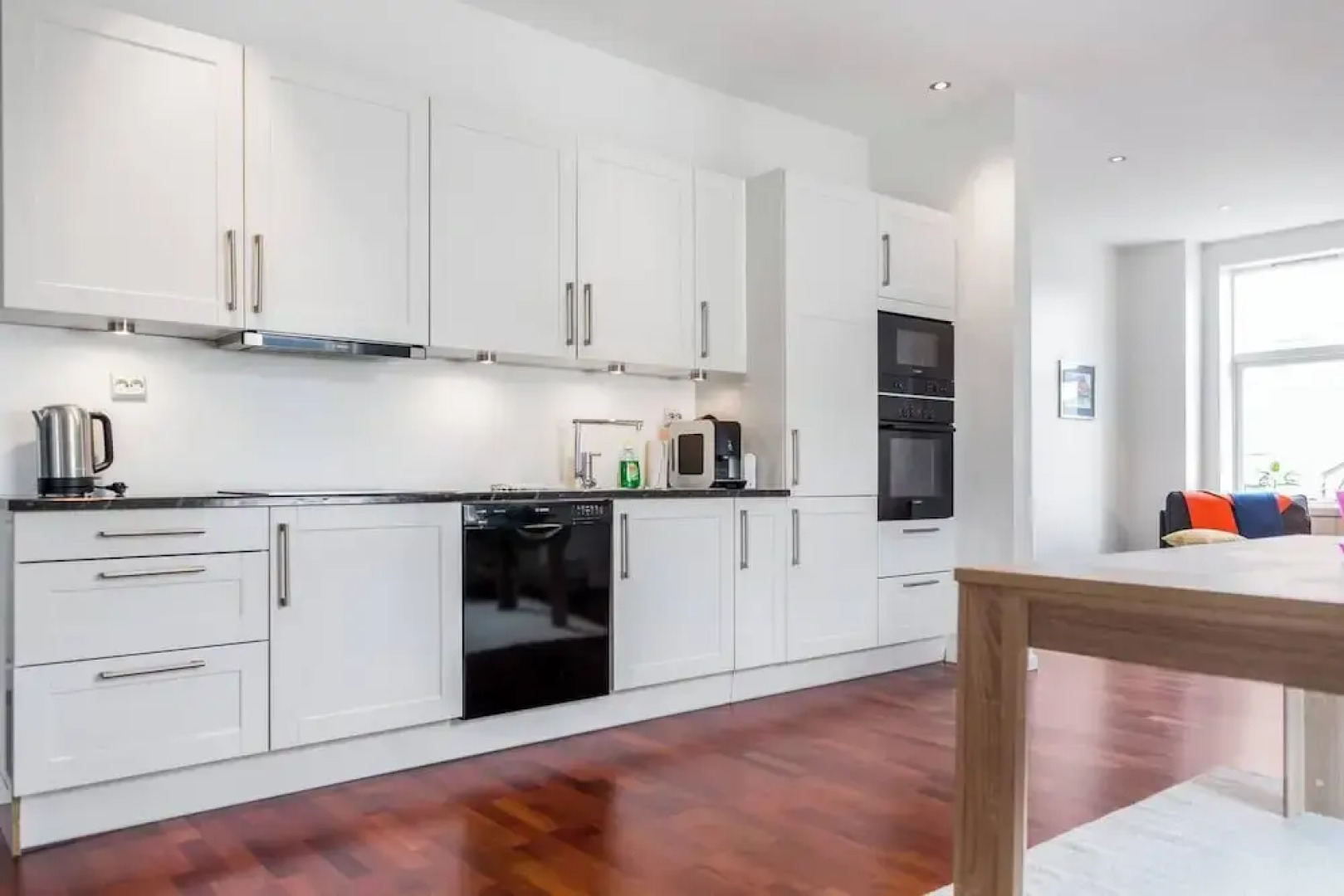 Penthouse by Brosundet, Free Parking Space