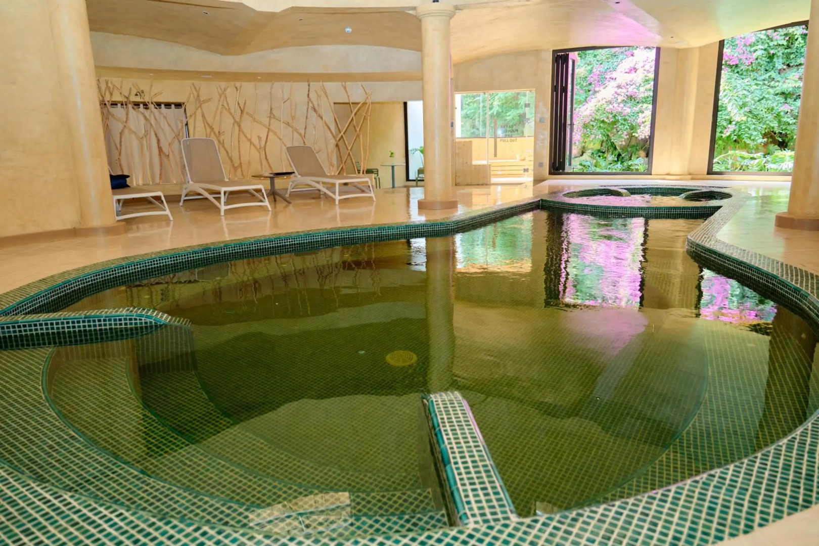 Cat Ba Island Resort & Spa