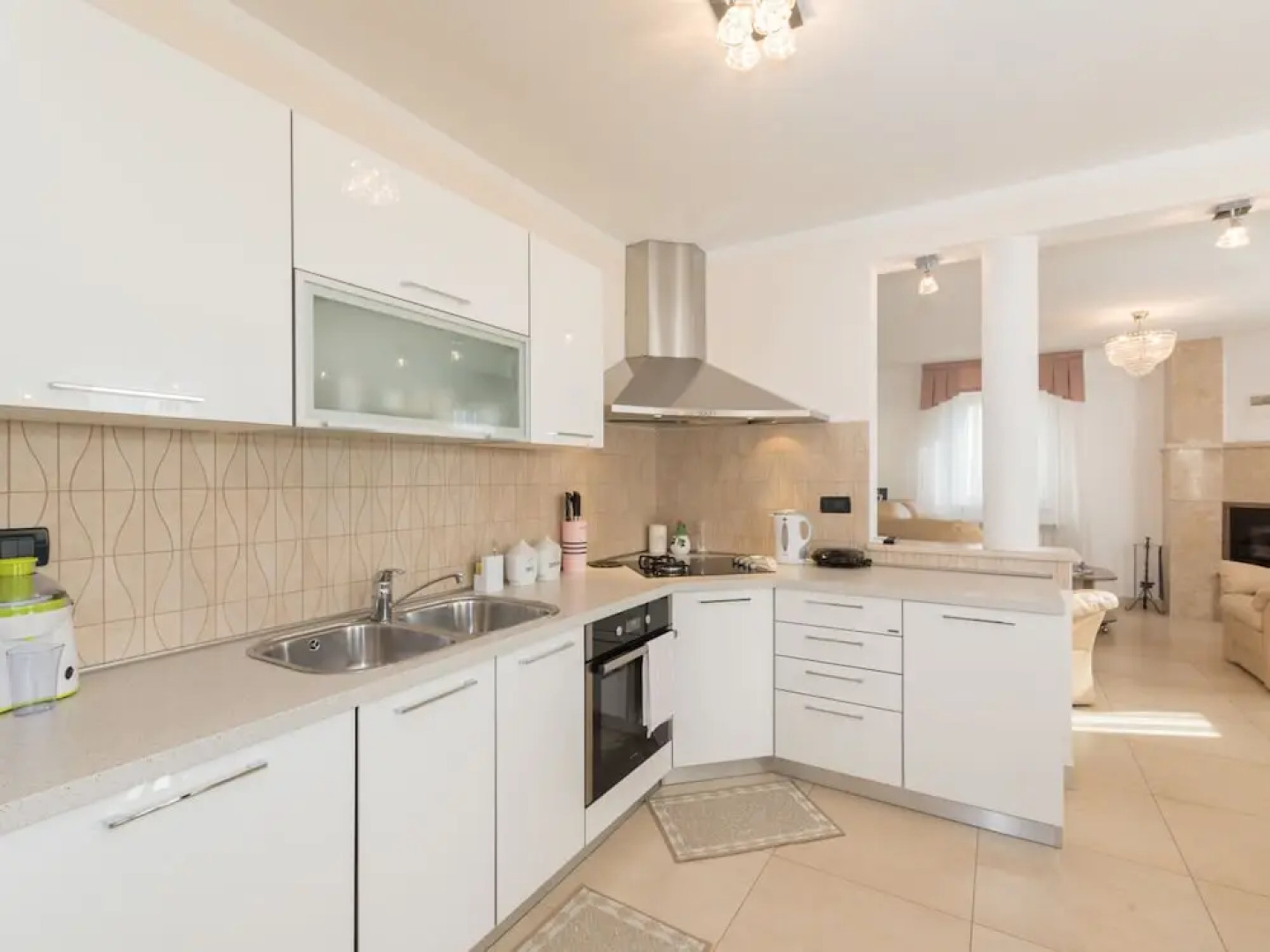 Spacious Holiday Home with Beautiful Sea View From All Parts of the House