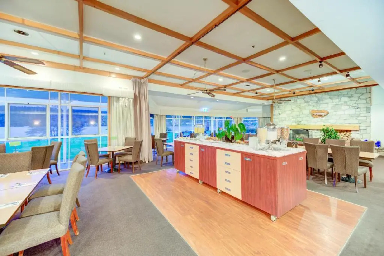 VR Rotorua Lake Resort