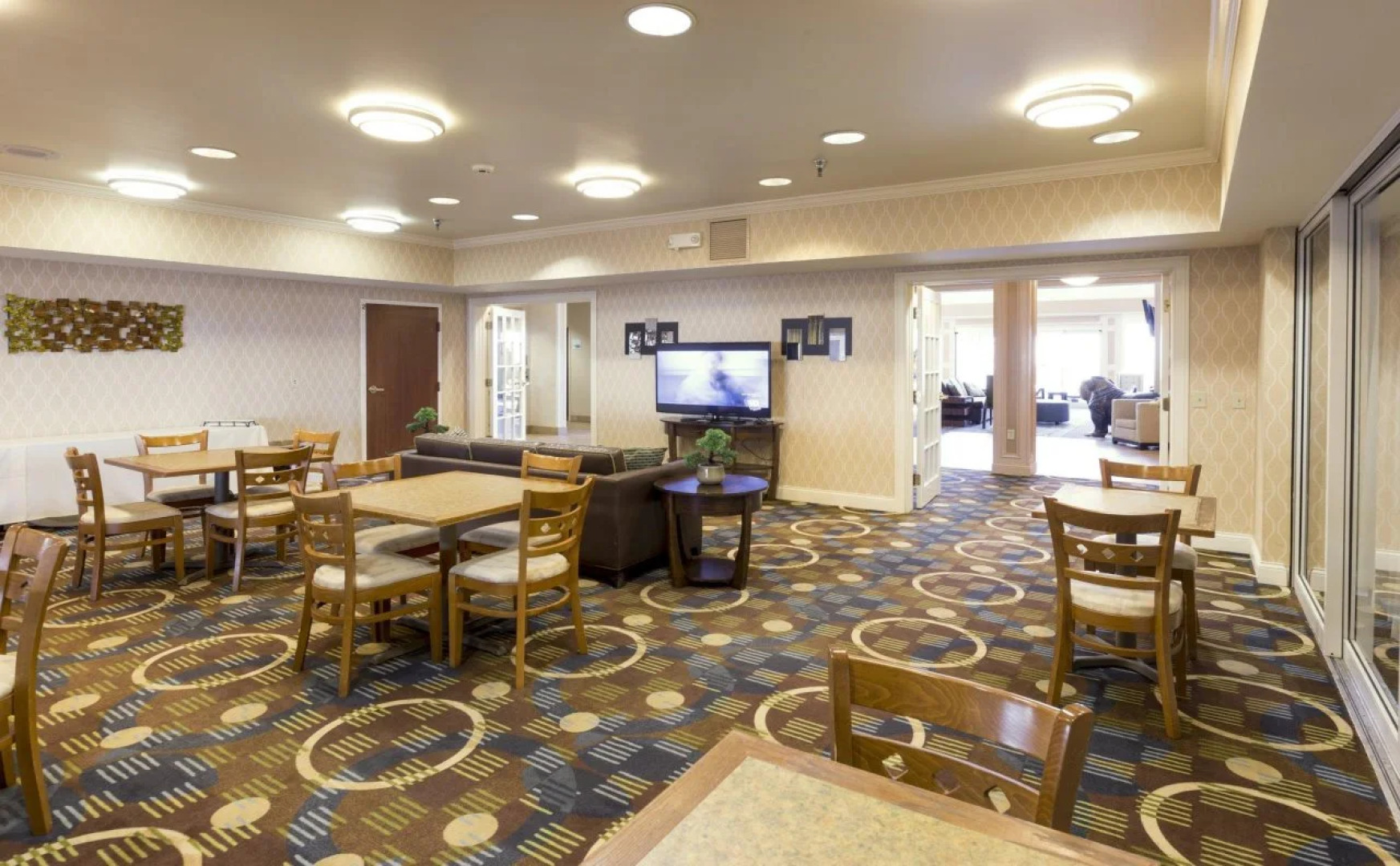 Holiday Inn Express & Suites St Joseph by IHG