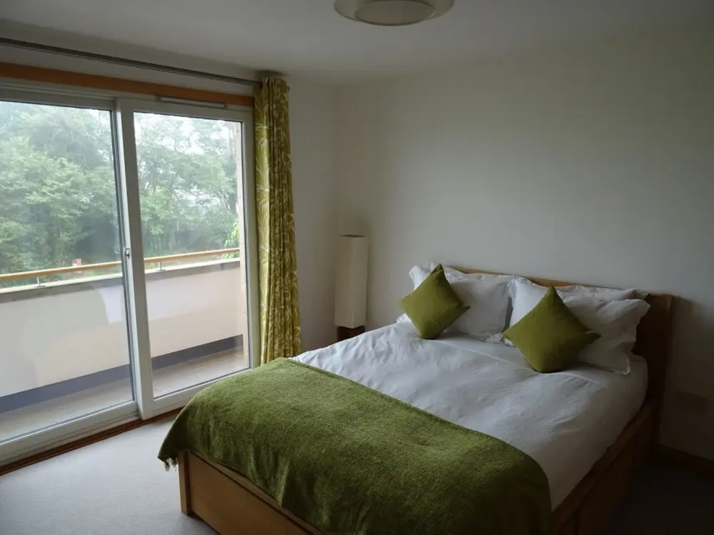 Grey Harlings Apartment