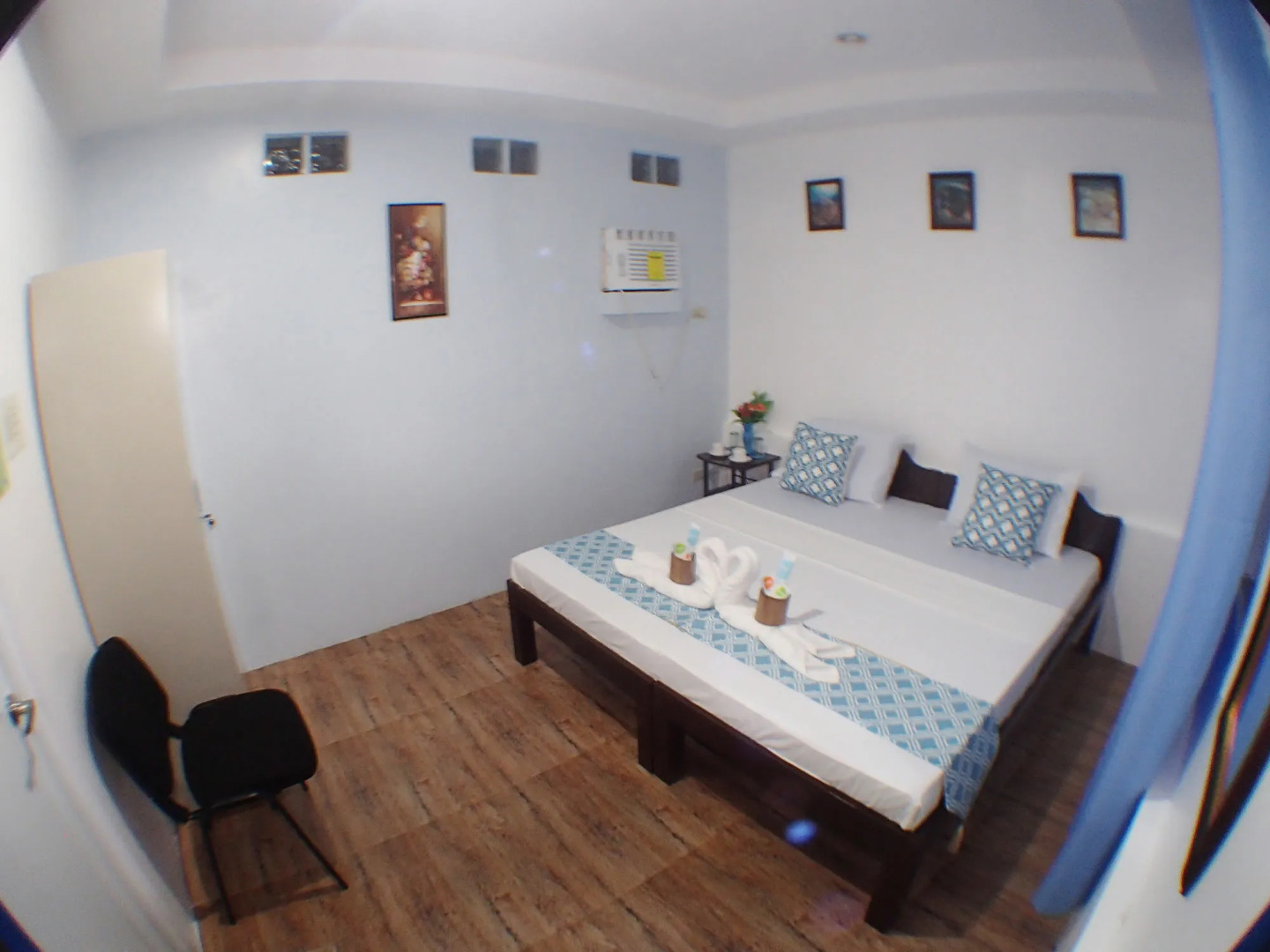 Pescadores Seaview Suites Moalboal