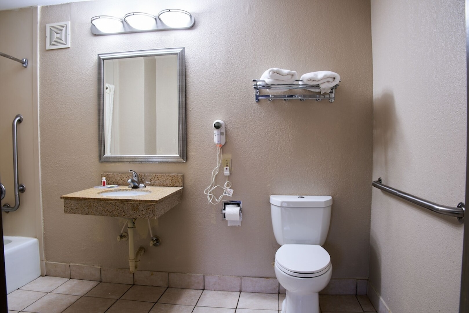 Super 8 Roanoke Rapids