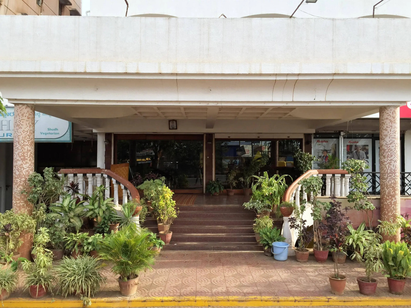 OYO Rooms Akshay Park