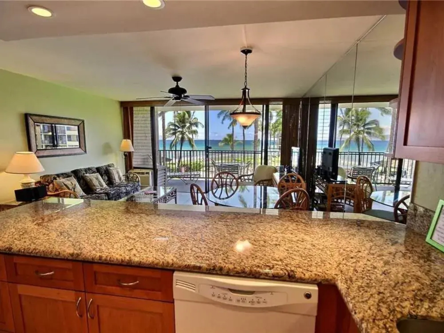 Pohailani 128 by RedAwning