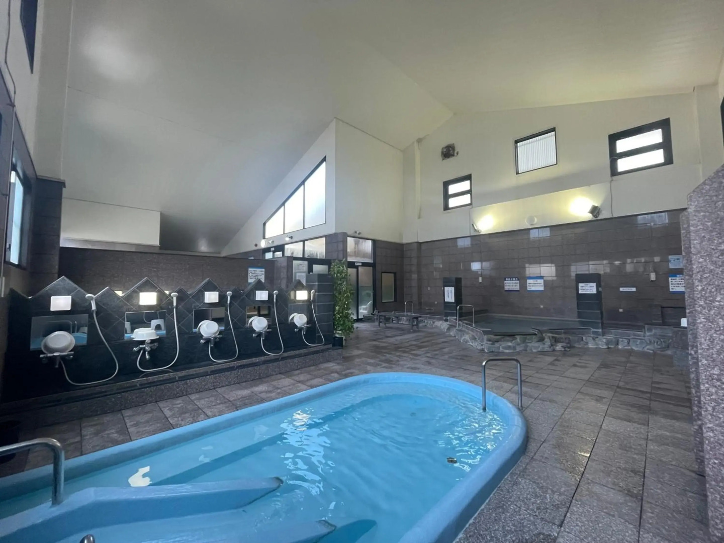 Takamatsuguesthouse AKANE