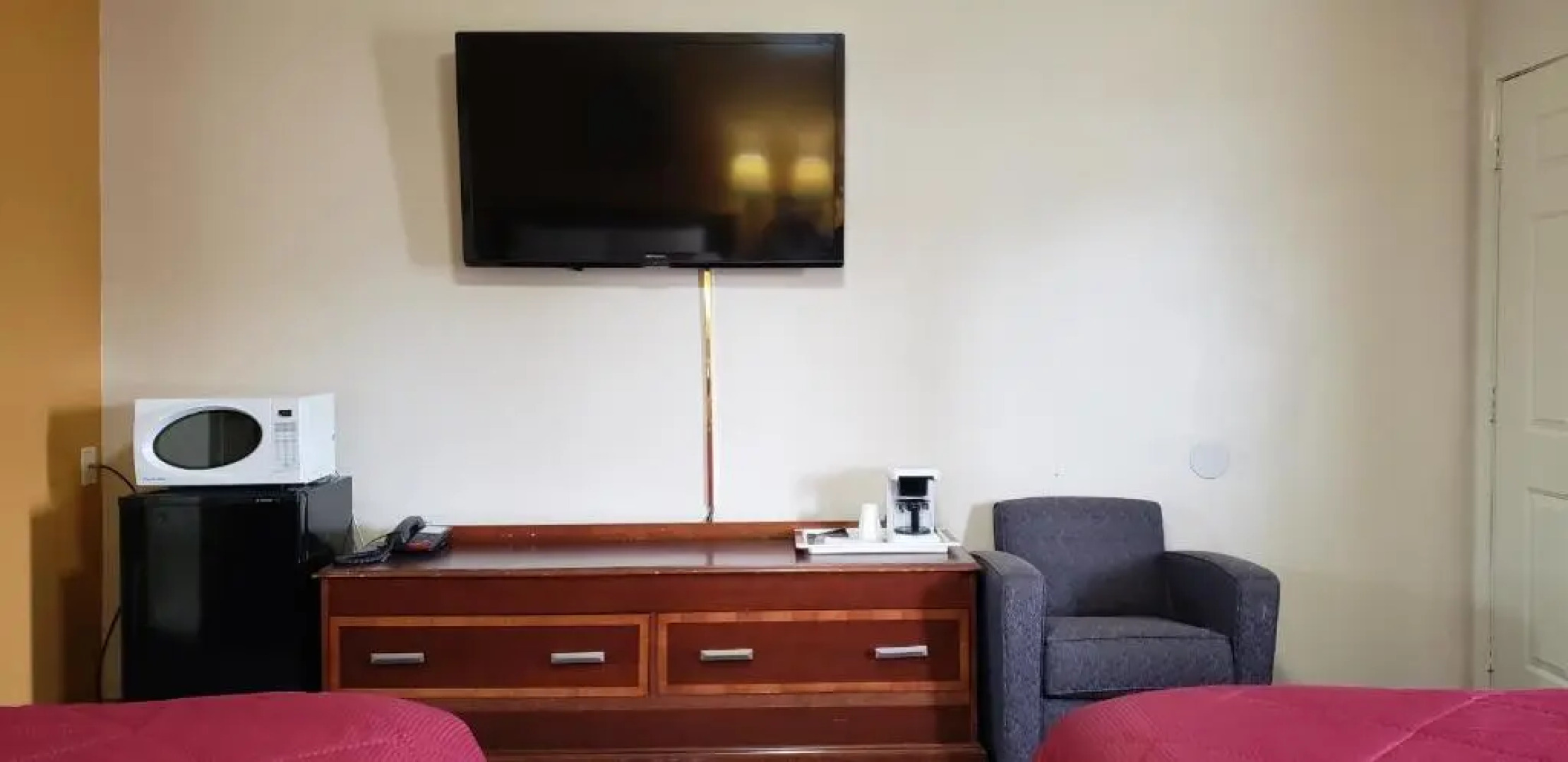 Super 7 Motel Sedalia