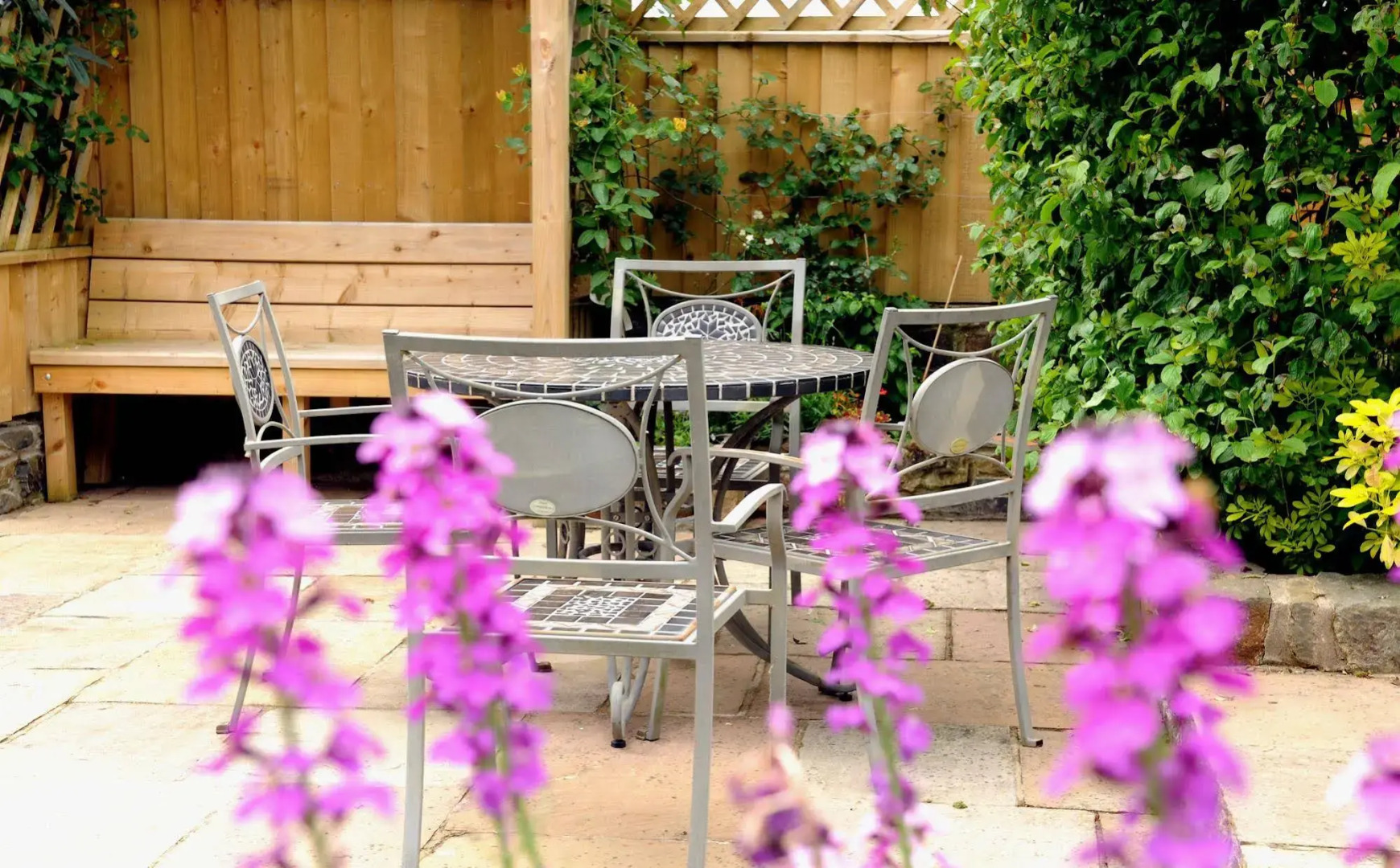 Wolfscastle Country Hotel