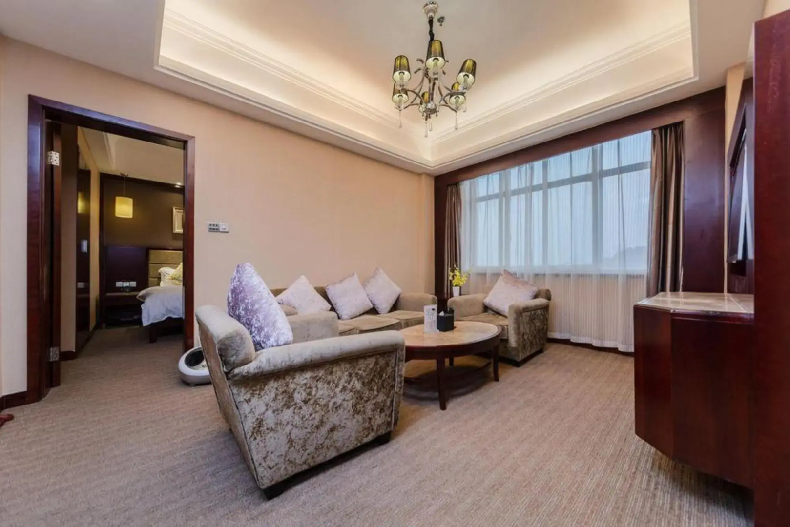 Shen Long Media Hotel