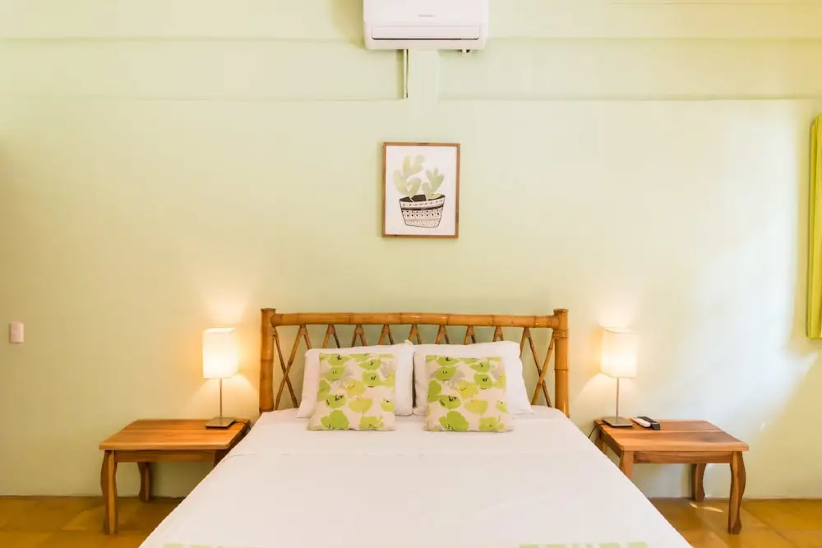 Hotel Mariposa