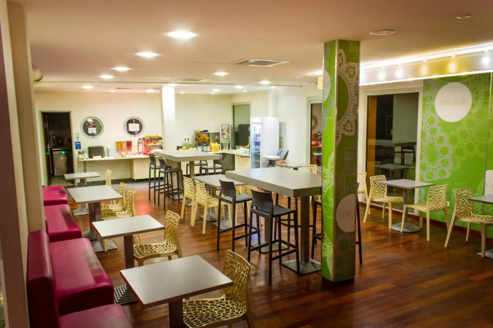 Ibis Styles Bethune Bruay Hotel