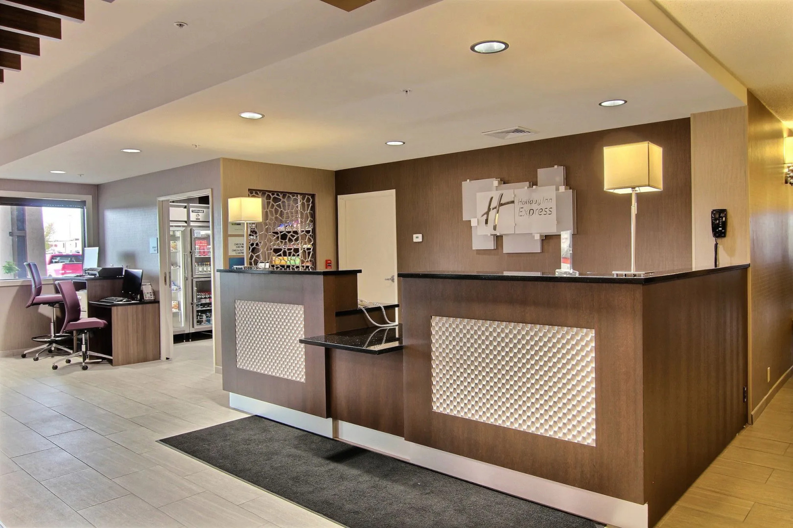 Holiday Inn Express Fargo-West Acres by IHG