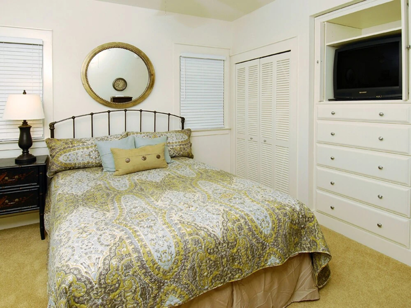 Kiva Lodge - Kiva Village Condos