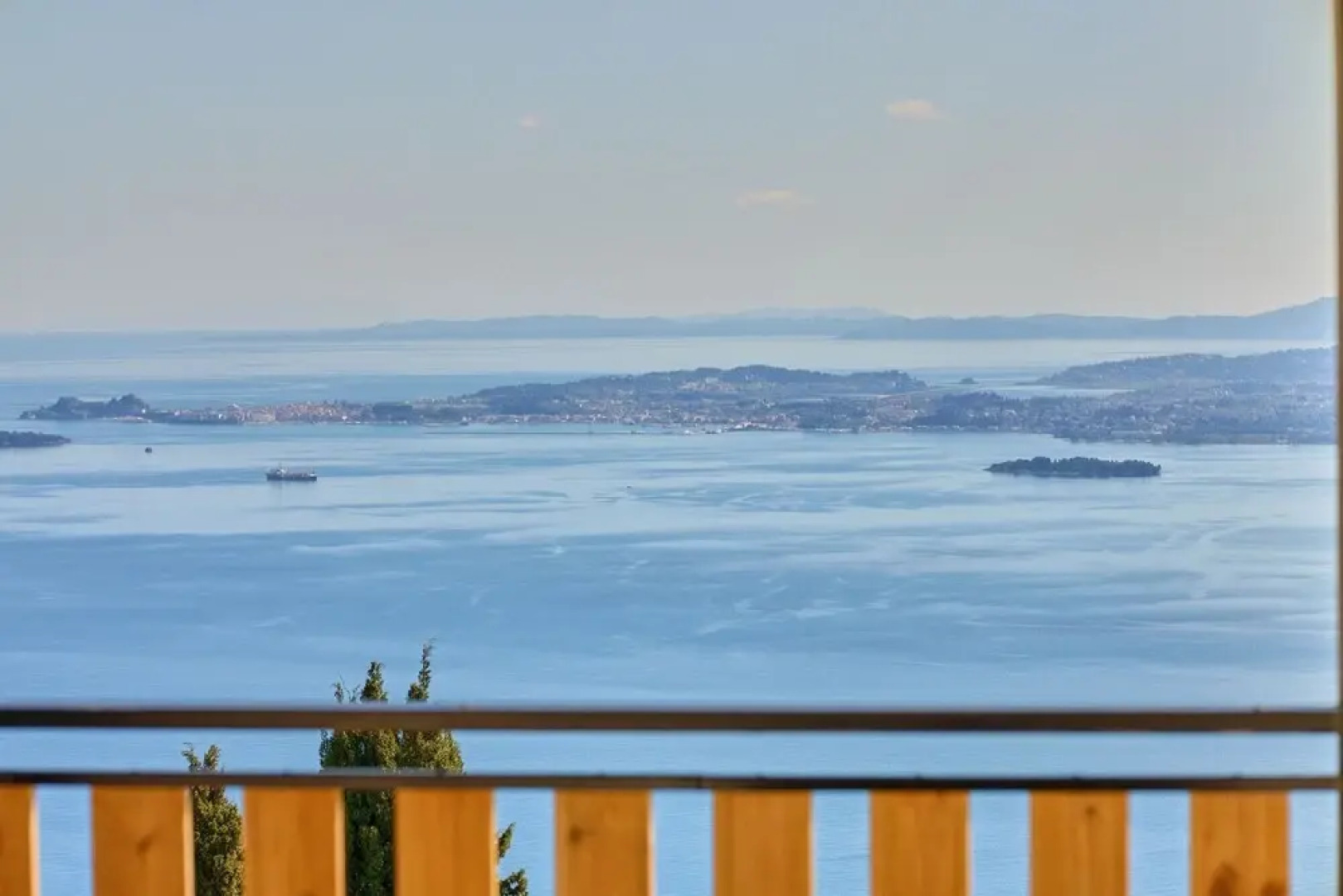 Christine's Seaview by Corfuescapes