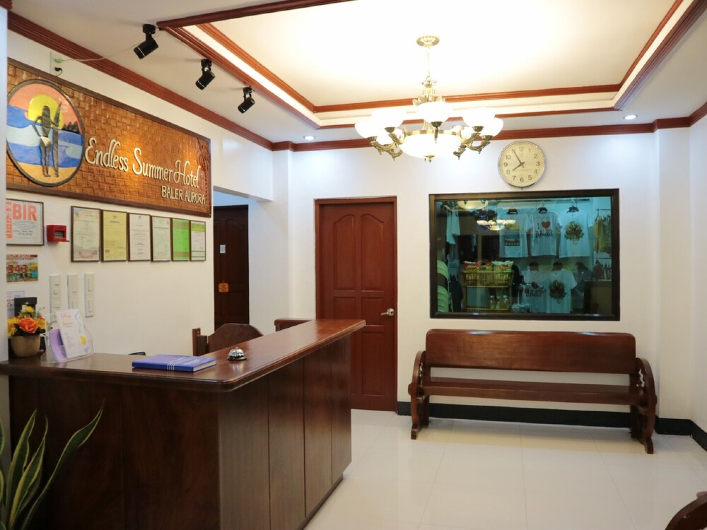 Endless Summer Hotel