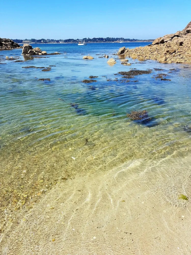 House With 3 Bedrooms in Ploubazlanec, With Furnished Garden and Wifi