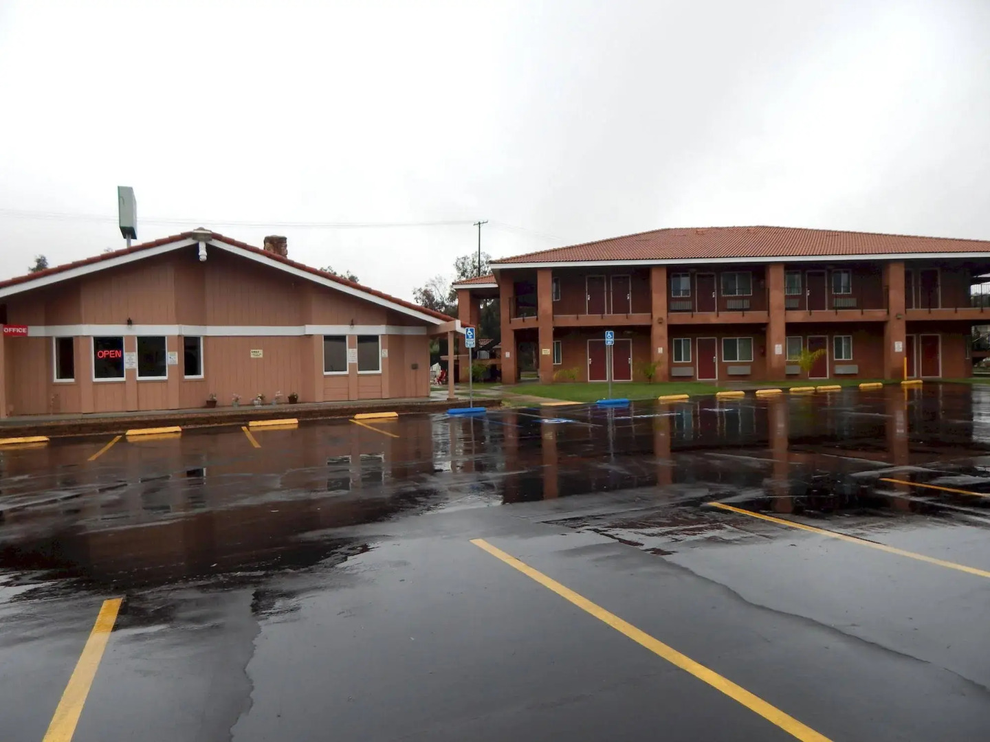 Rancho California Inn