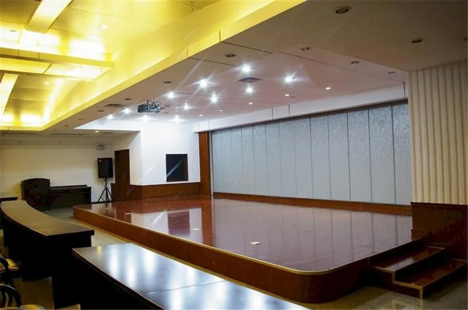 Luoyang Kailai Hotel