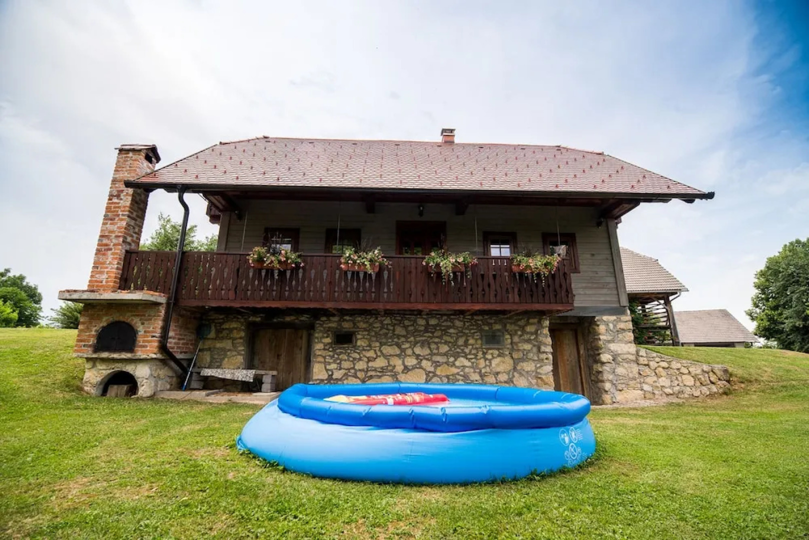 Sunny House With Sauna