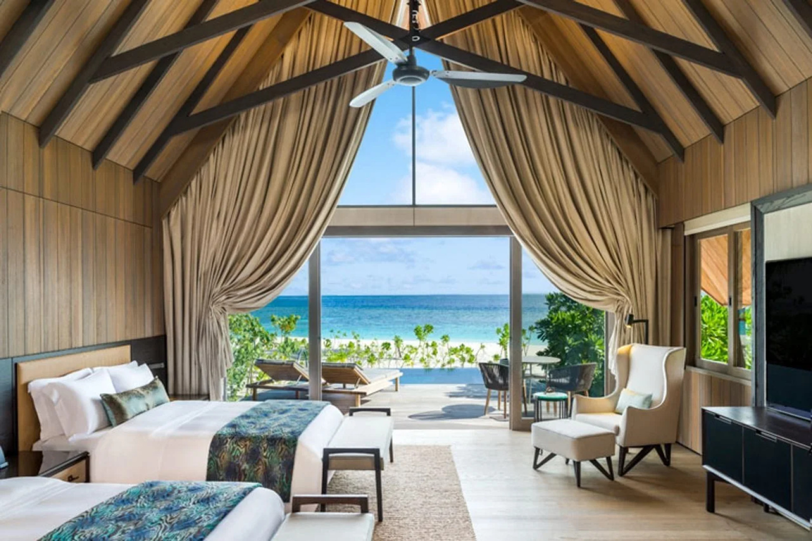 The St. Regis Maldives Vommuli Resort