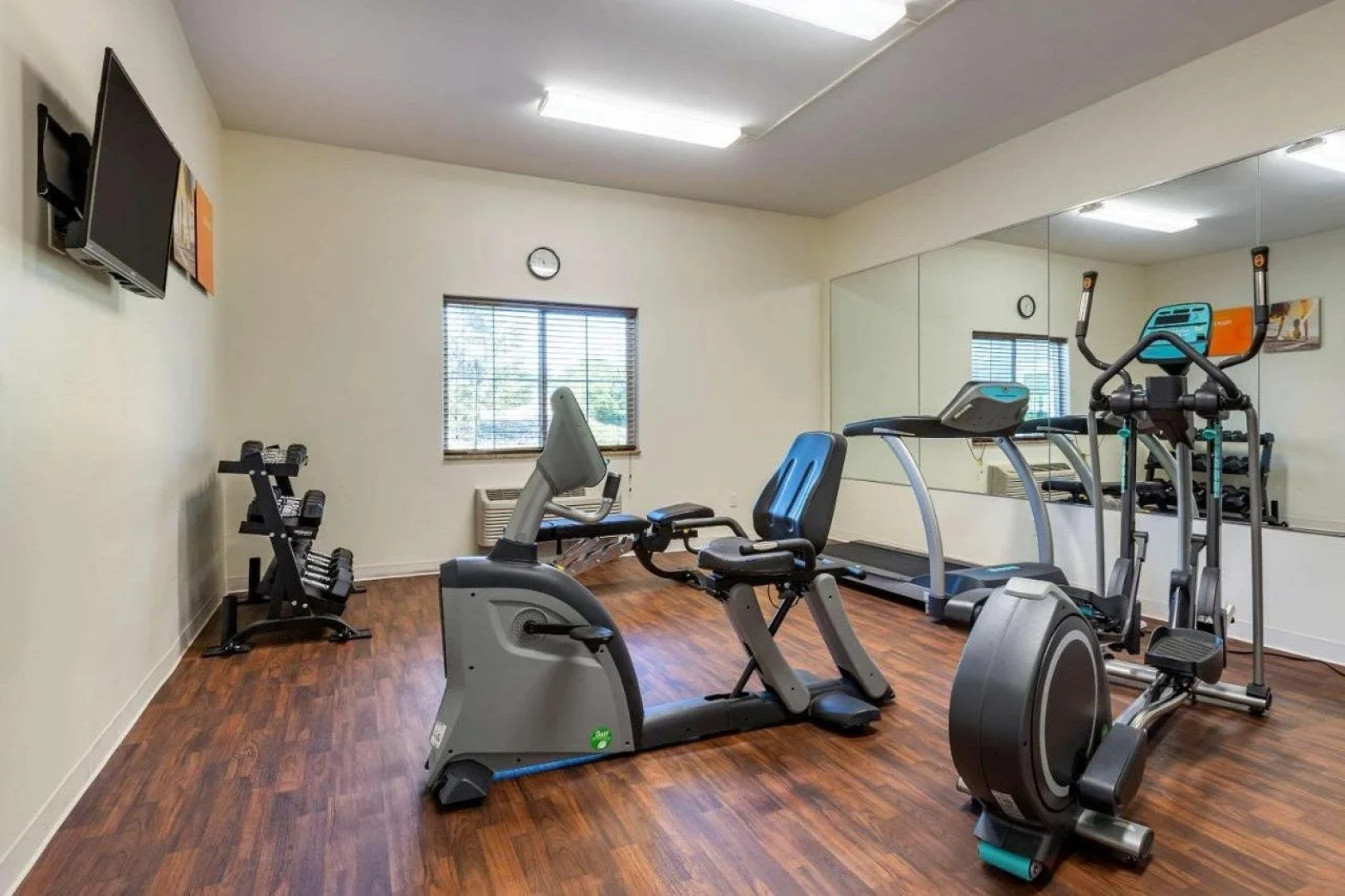 Comfort Inn & Suites Barnesville - Frackville