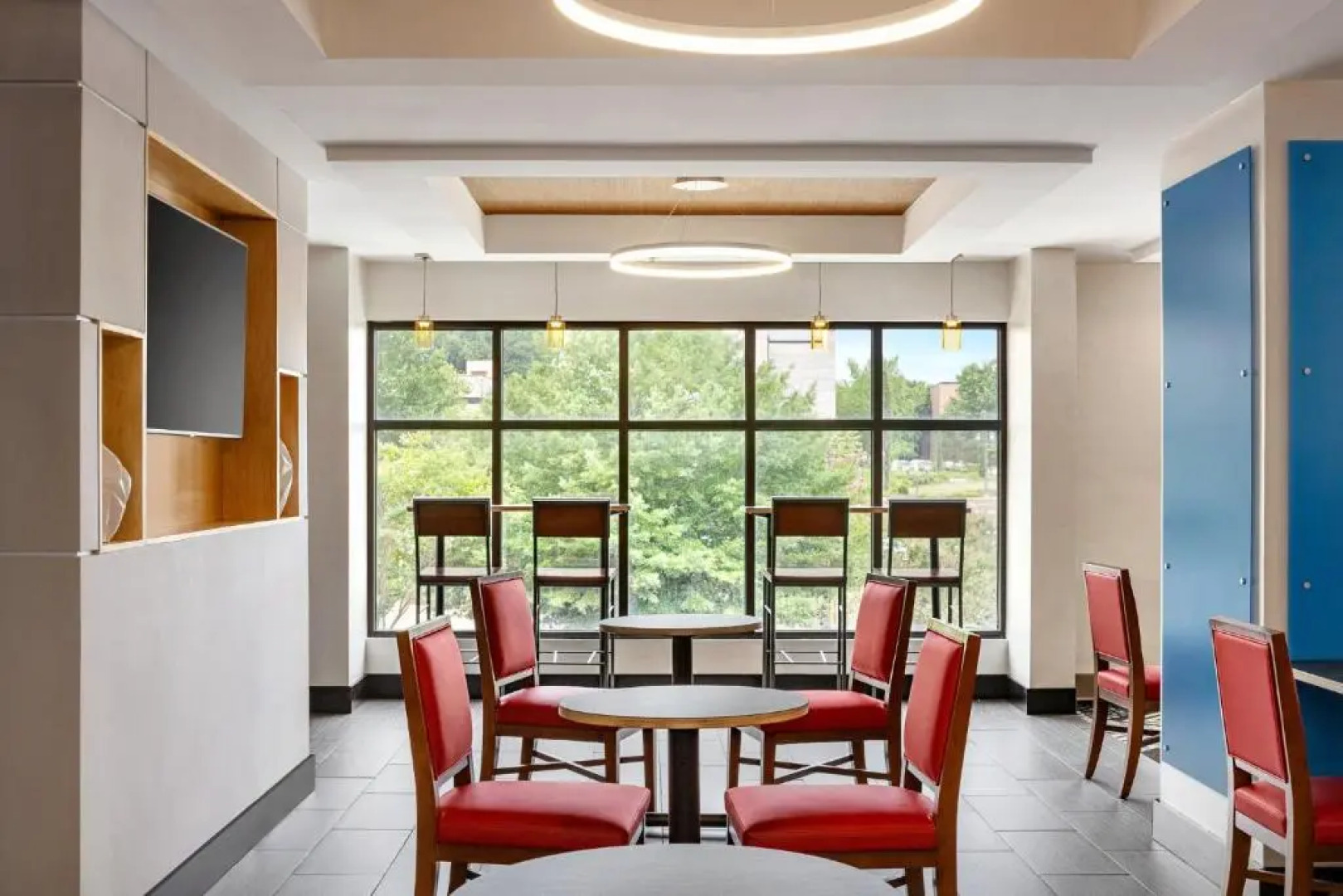 Holiday Inn Express & Suites Greenville - Downtown by IHG