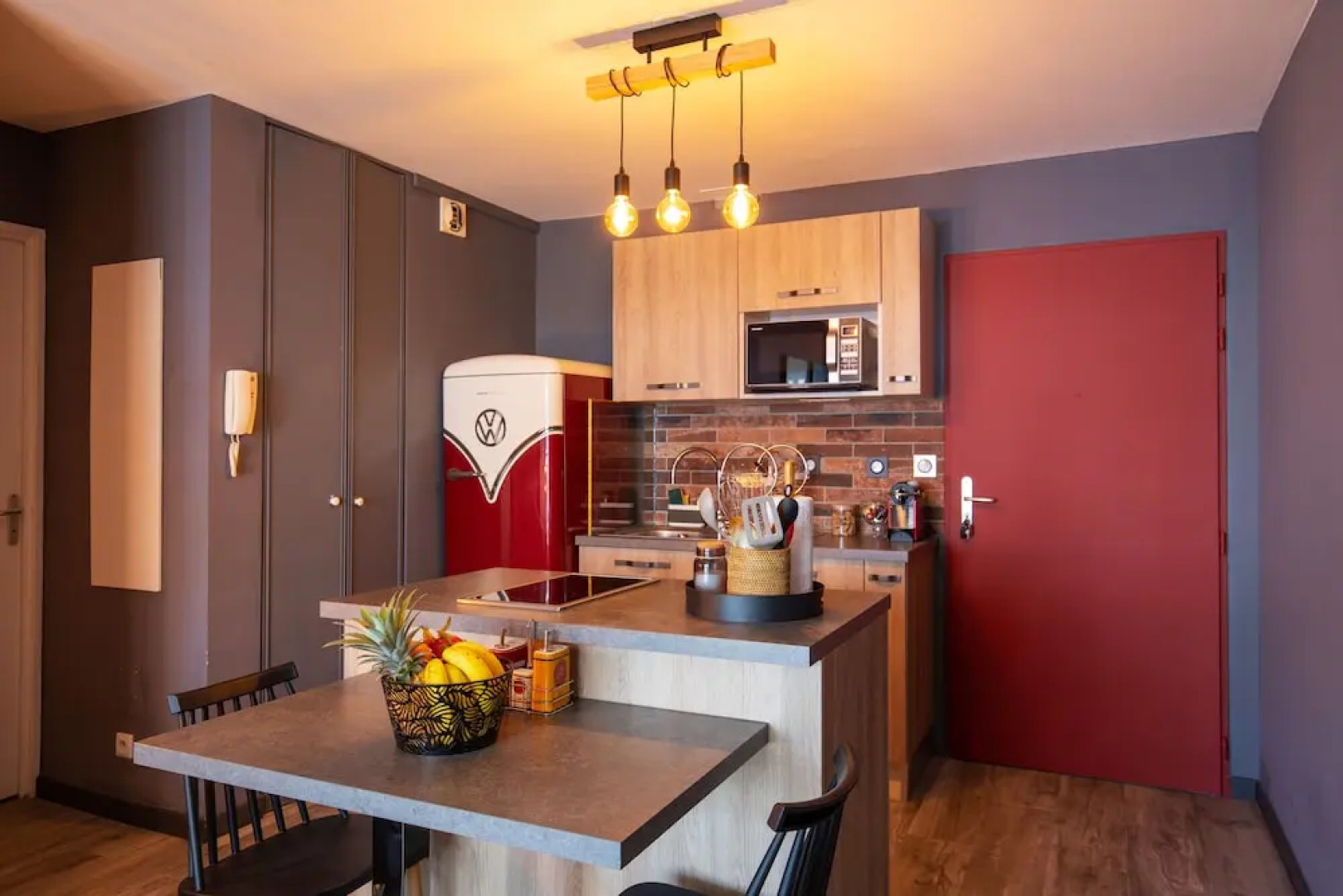 Zourite Factory - Apt design & calme