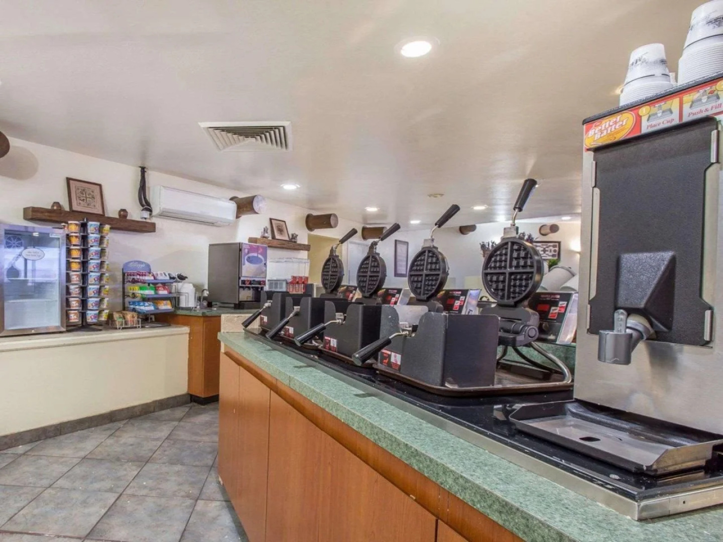 Quality Inn View of Lake Powell - Page