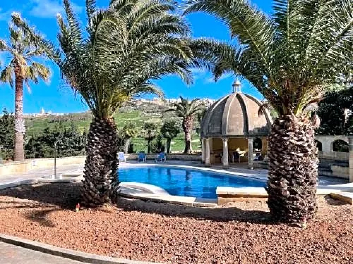 Detached Lodge with Private Pool Surrounded by Nature
