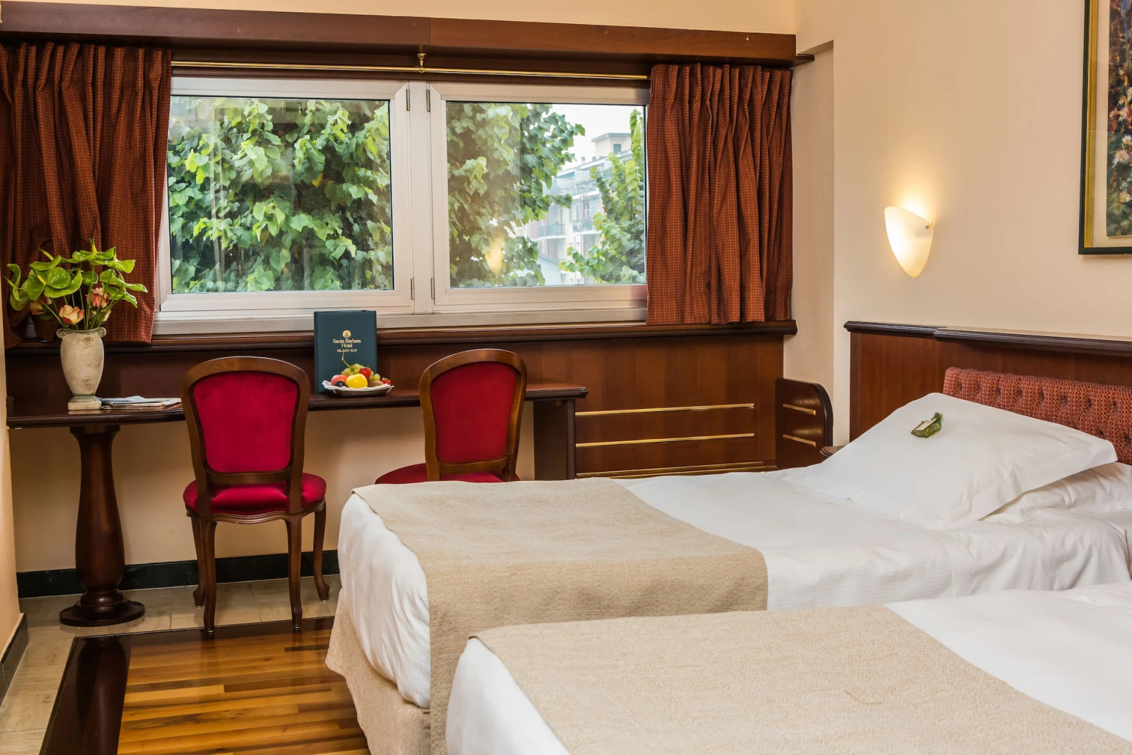 Отель Santa Barbara