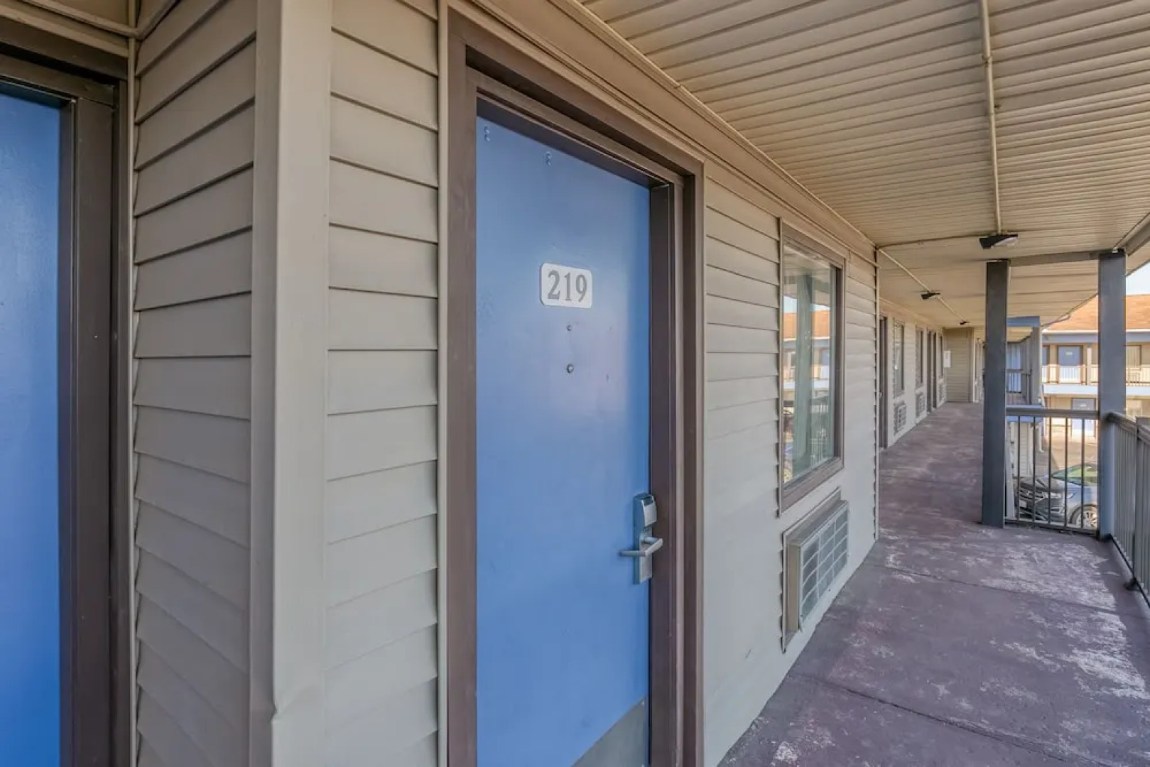 Super 8 - North Lima OH