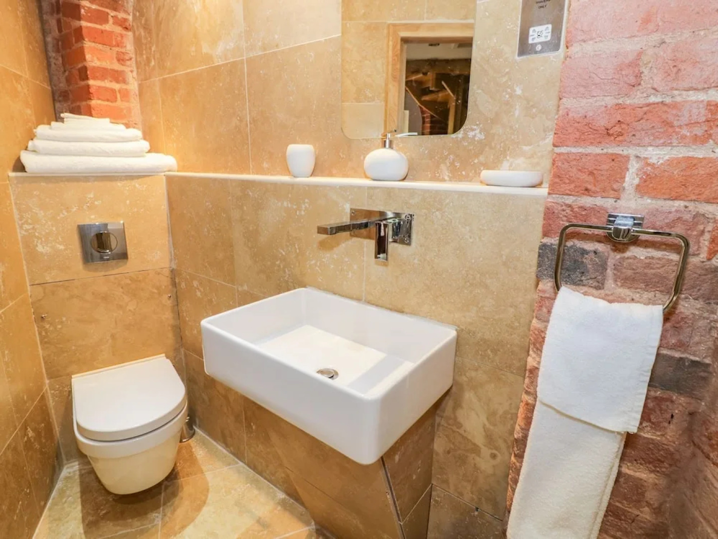 The Hyde Dovecote Kinver, pet Friendly Holiday let