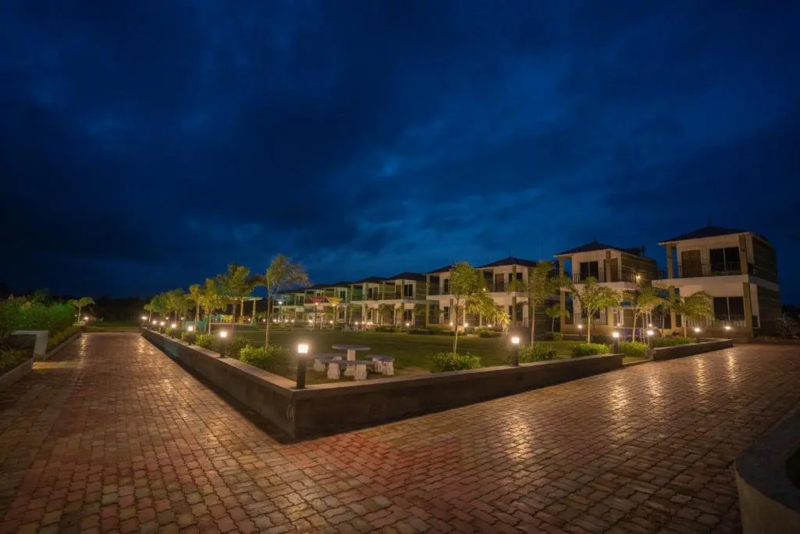 The Comfort Gir Resort