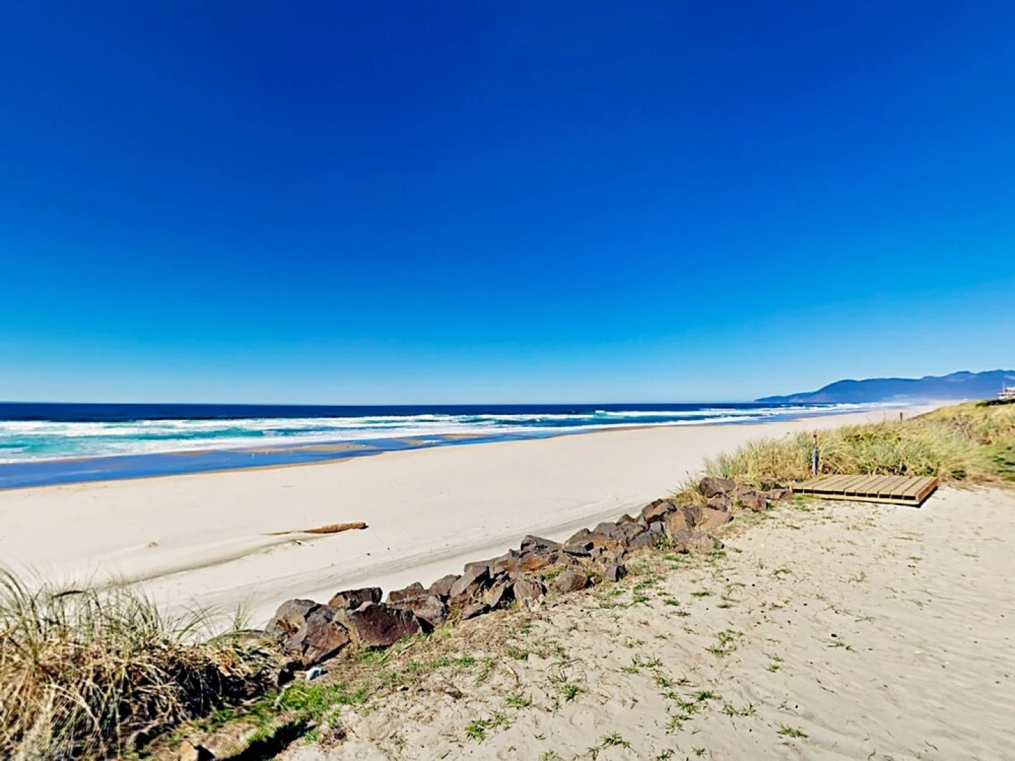 881 N Pacific Street Home 3 Bedrooms 1 Bathroom Home