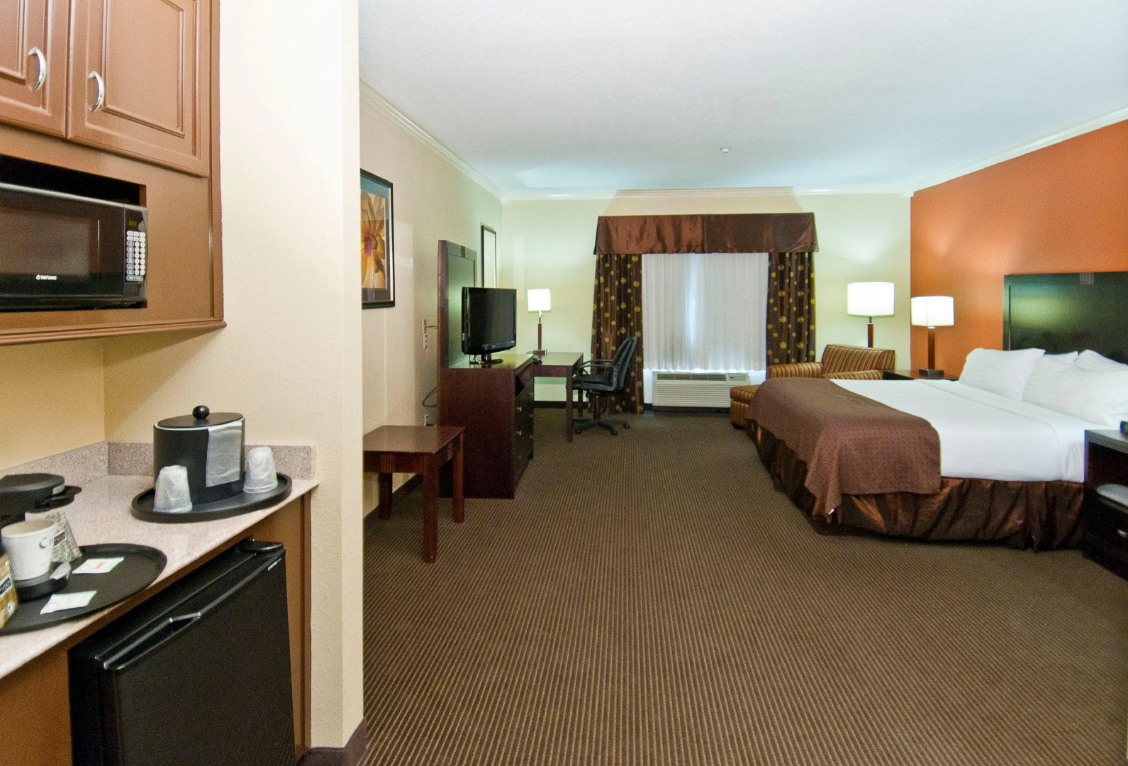 Отель Wyndham Lake Charles