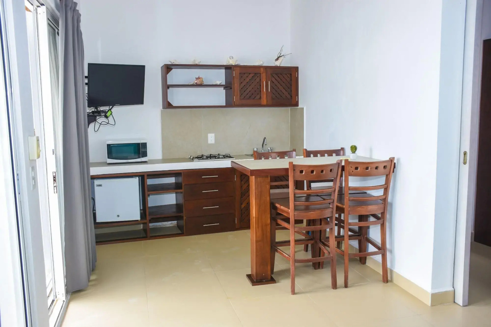 El Fuerte Beach Resort