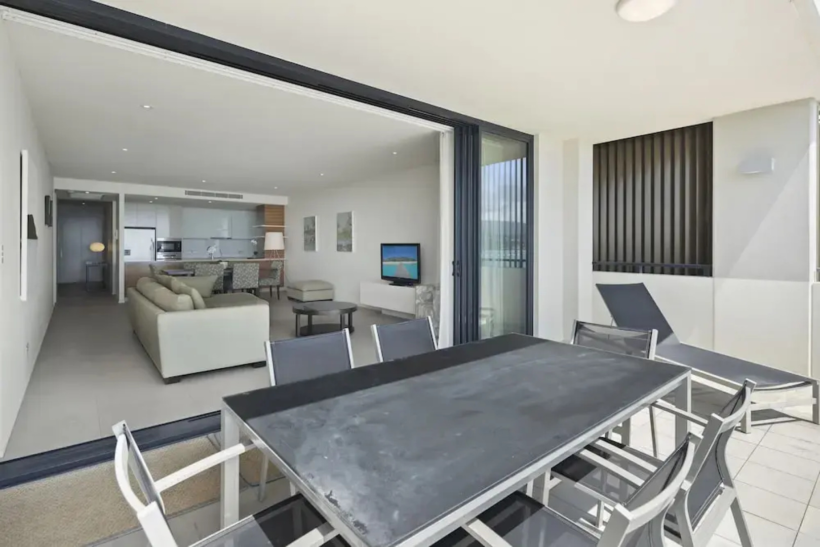 Unit 80 3 B/R Lux Ocean View