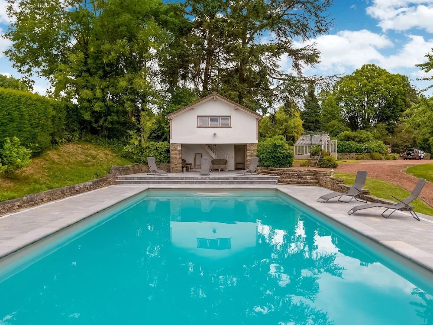 Marvellous Holiday Home in Ronse With Terrace