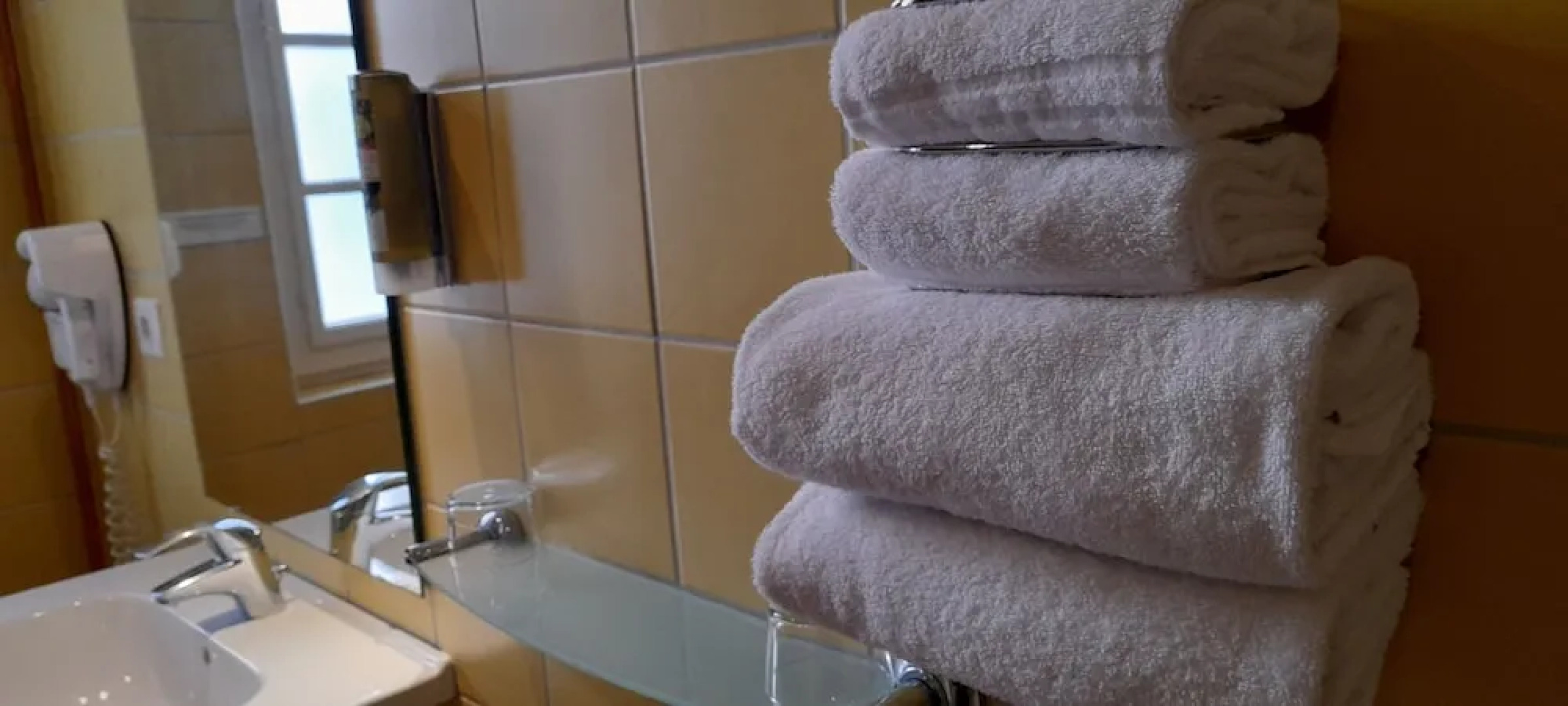 Logis Hôtel Le Commerce