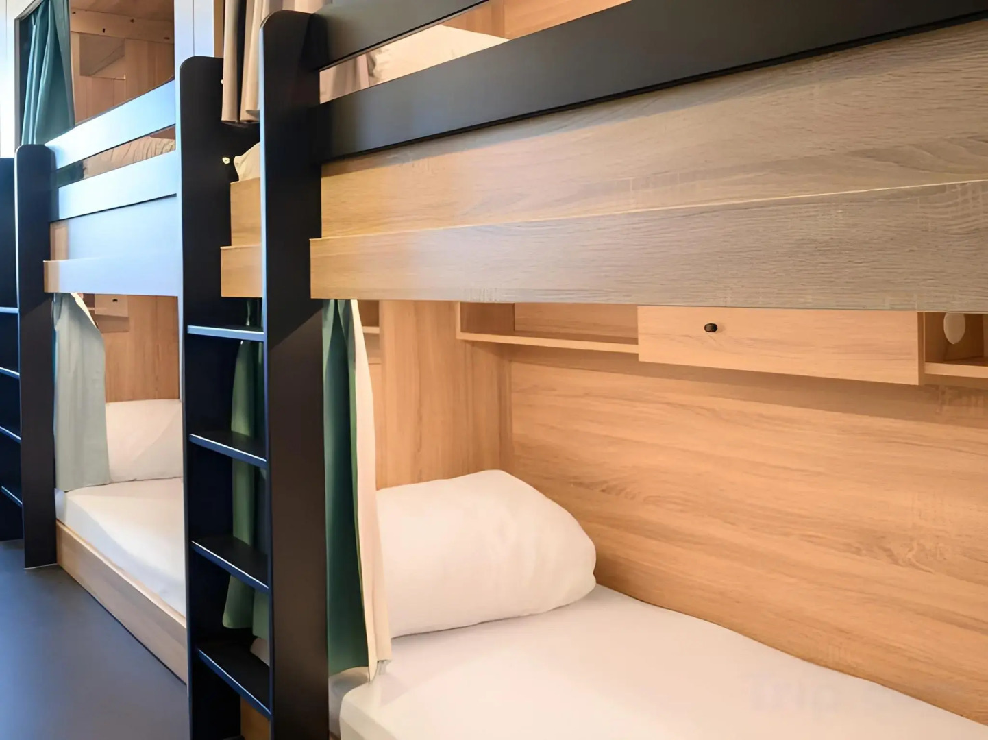 The People Paris Marais