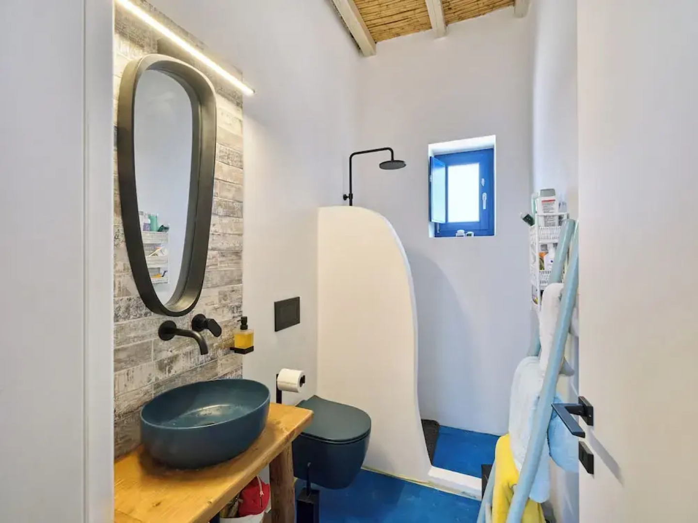 Blue and Green in Luxury