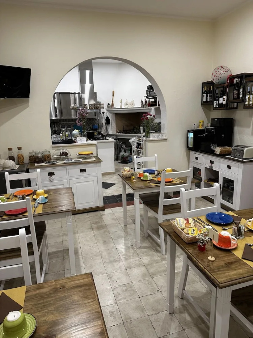 Domo Achenza Guesthouse