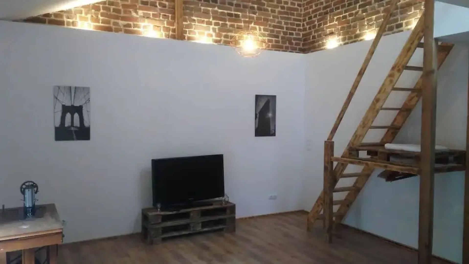 100 m2 - 3 room apartment