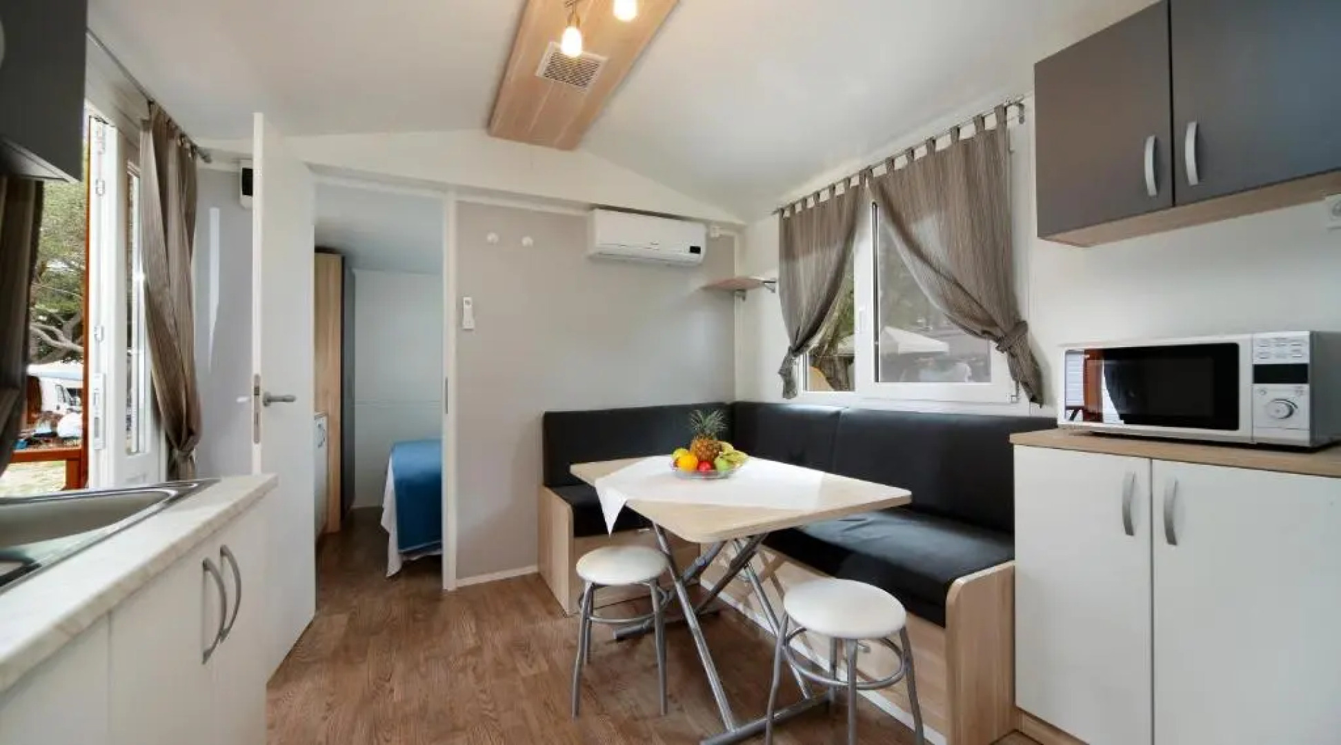 Mobile Homes Rapoća